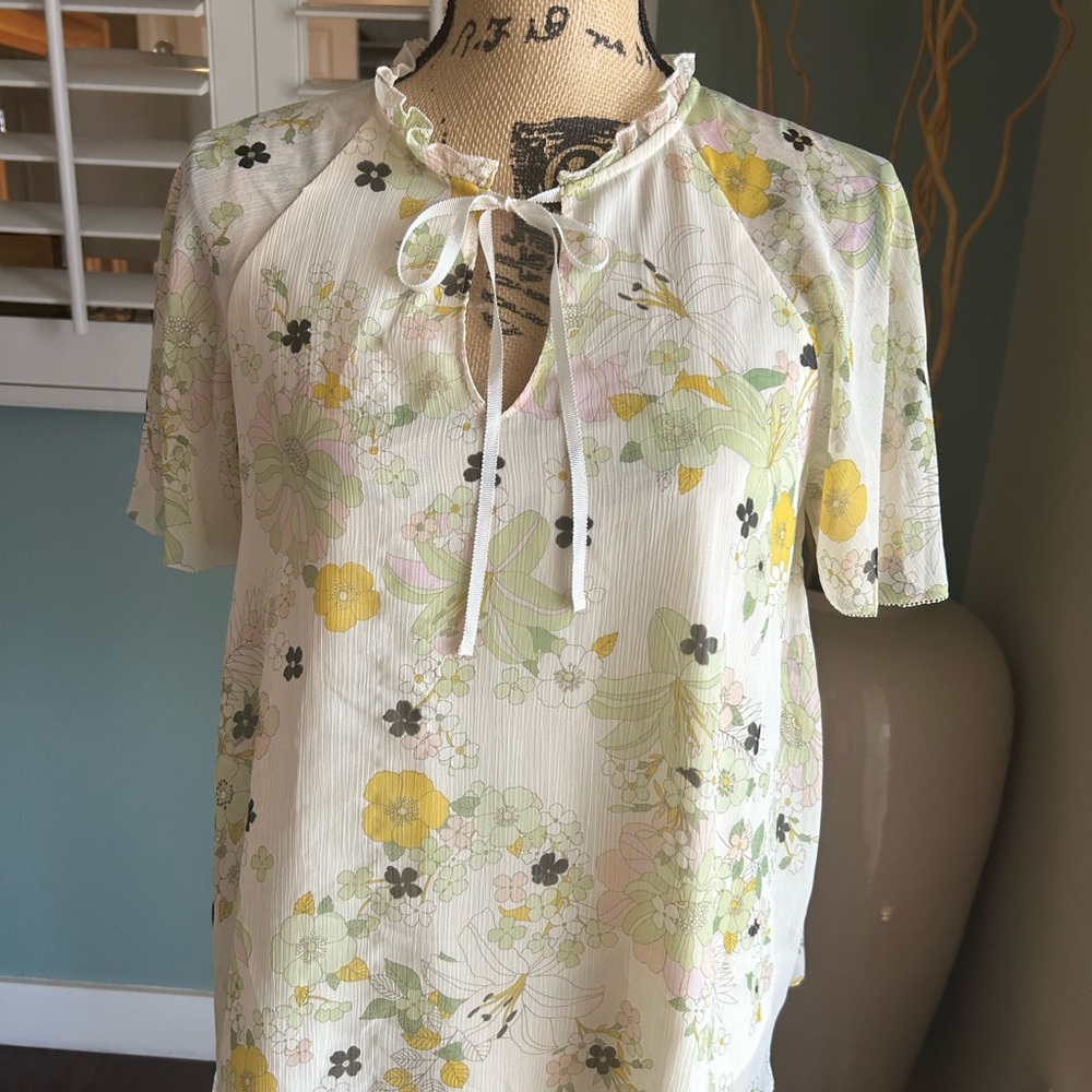 LC Lauren Conrad Floral Blouse